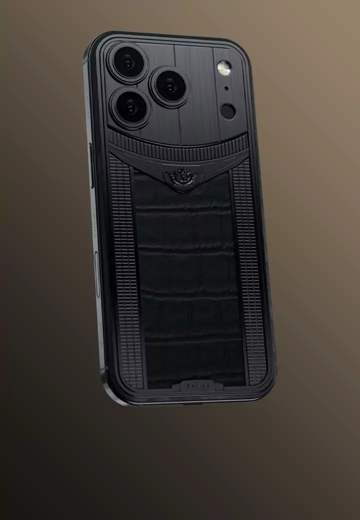 Design on iPhone 17 Obsidian