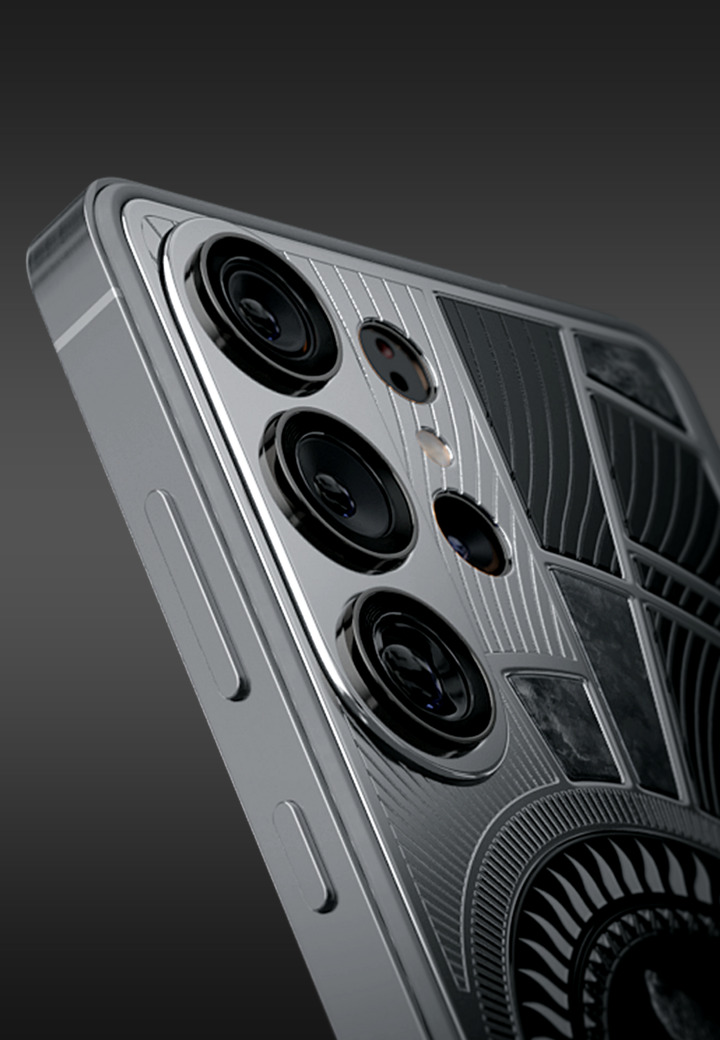 Camera Close-Up Wolf